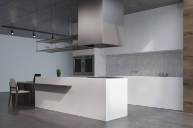 Beyaz ve ahşap mutfak tezgahı, köşe