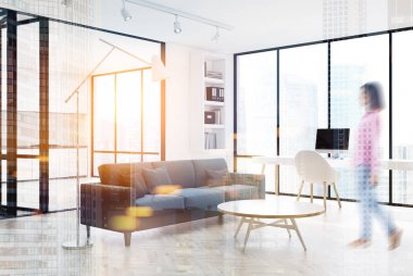 Beyaz oturma odası iç, gri kanepe, yan çift