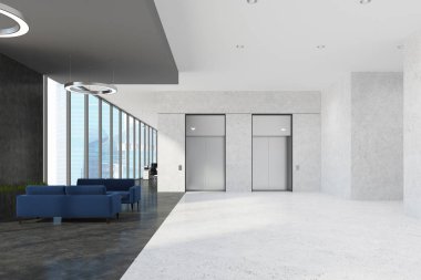 Office, asansörleri alanında bekliyor