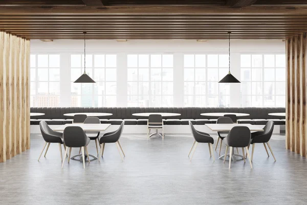 Beyaz ve ahşap çatı kafe