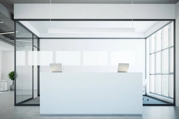 Белый прием рядом с конференц-залом, стекло — стоковое фото