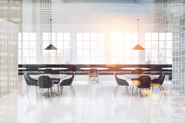 Beyaz ve Beyaz ahşap çatı kafe tonda