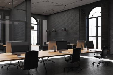 Siyah tuğla açık alan ofis