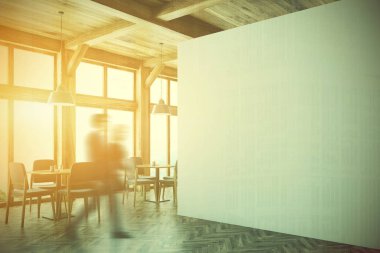 Ahşap kafe iç, beyaz duvar tonda yan