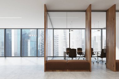 Ahşap ofis koridor, kahverengi kanepe yan