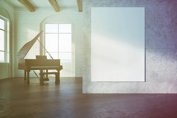 Piano preto em uma sala de concreto, poster tonificado — Fotografia de Stock