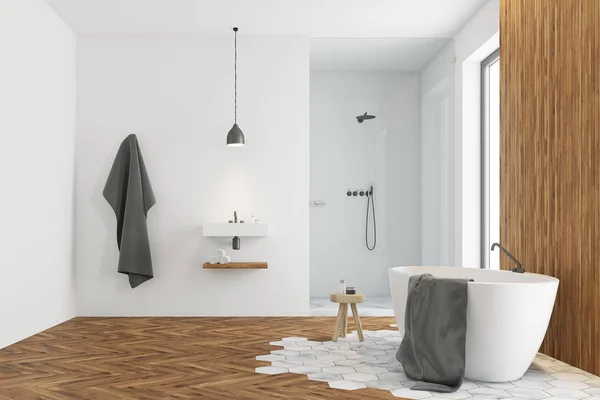 Weiße und dunkle Holz Badezimmer Innenseite — Stockfoto