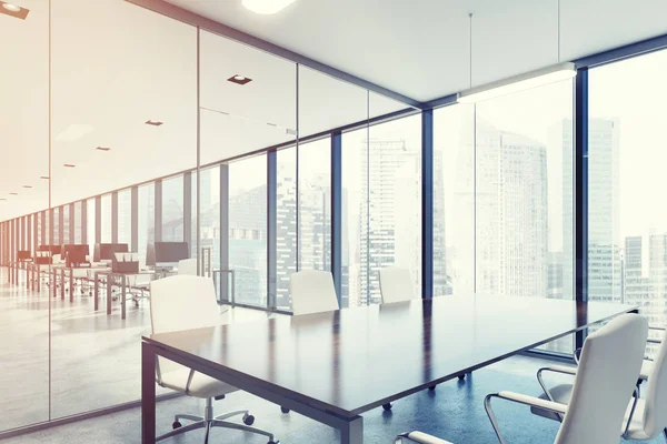 Wooden table meeting room, open space office toned — Stock Photo, Image