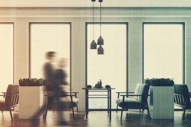 Çatı kafe iç, insanlar