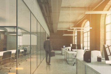 Office tuğla, windows, bilgisayar açık, arch