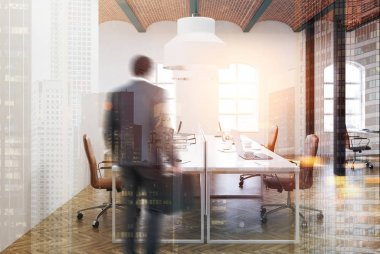 Tavan tuğla açık alan ofis iç, bej, adam