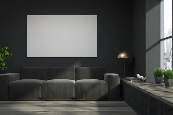Salon loft noir, canapé gris, affiche — Photo