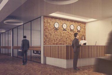 Beyaz ve açık ahşap Resepsiyon yan tonda