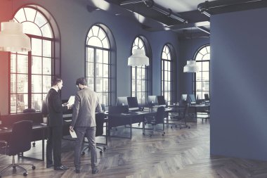 Açık alan ofis iç yan tonda gri