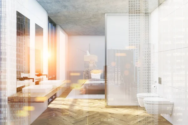 Tonlu beyaz banyo iç, yatak odası