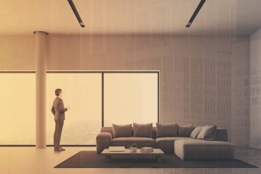 Beyaz panoramik salon, tonlu kanepe