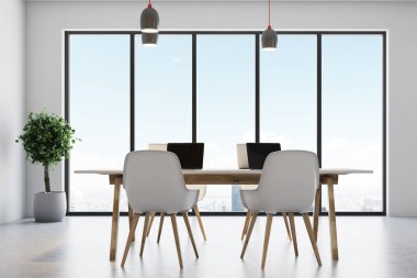 Büyük pencere office