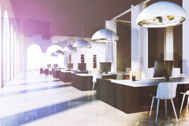 Doğa tarzı ofis iç, siyah masaları