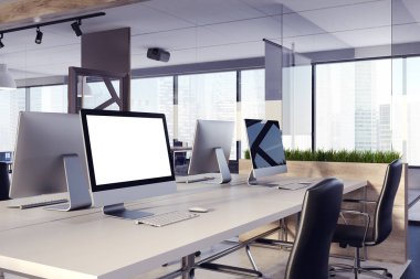 Bilgisayarda bir Ofis Masası