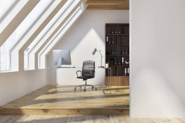 Beyaz tavan ofis iç