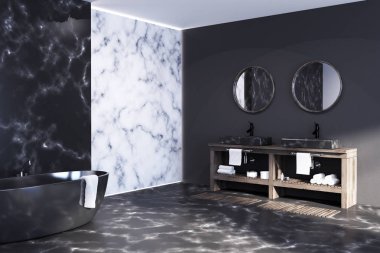 Siyah ve beyaz mermer banyo