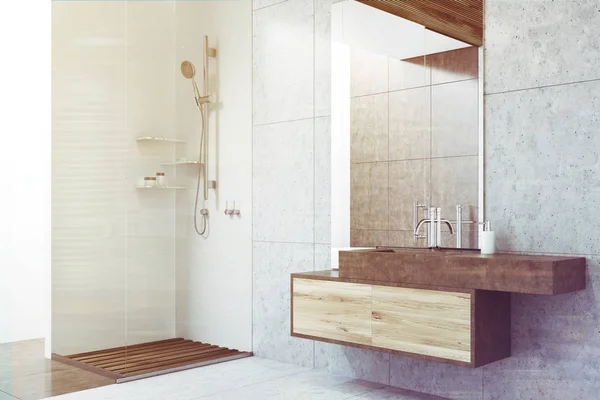 Grå badrum med handfat, dusch tonas — Stockfoto