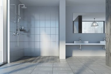 Beyaz ve döşeli banyo iç