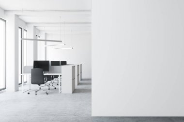Modern beyaz açık alan ofis, duvar
