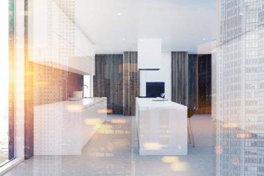 Modern beyaz ve ahşap mutfak iç tonda