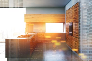 Tonda gri ve koyu ahşap mutfak