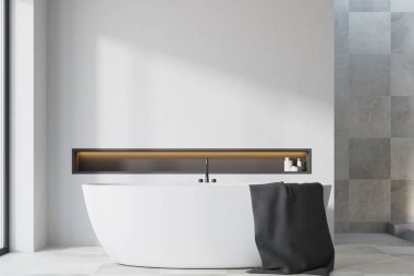 Beyaz panoramik banyo iç