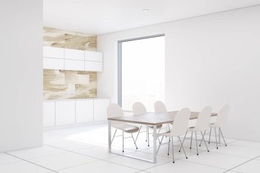 Beyaz ve mermer mutfak köşesi, beyaz masa