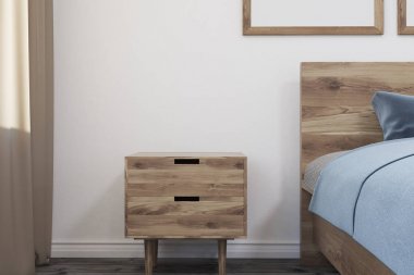 Beyaz minimalist yatak, Masa