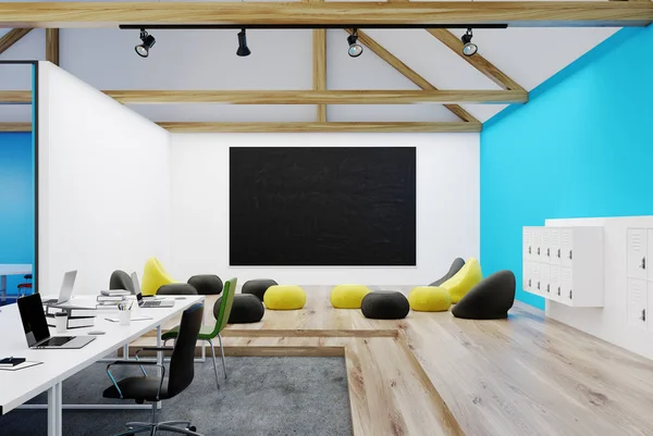 Blå vegg-kontor, tavle – stockfoto