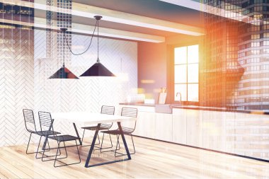 Beyaz ahşap ve beton yemek odası köşe tonda