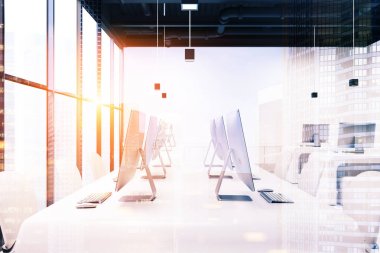 Beyaz ofis iç yan görünüm tonda