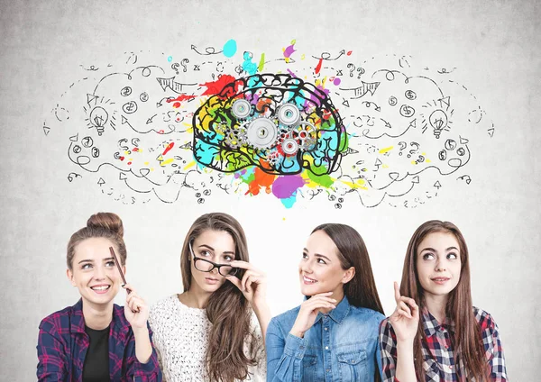 Quattro ragazze adolescenti che pensano insieme, cervello a ingranaggi — Foto Stock