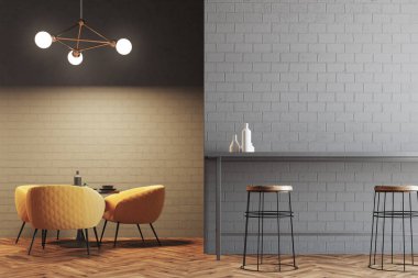 Gri duvar bar ve kafe iç, koltuklar