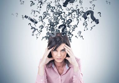 Genç esmer, soru işaretleri vurguladı