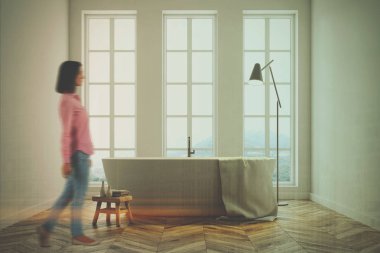 Tonda minimalist beyaz banyo