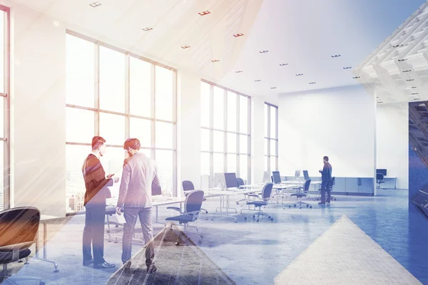 Beton zemin açık alan office yan görünüm tonda