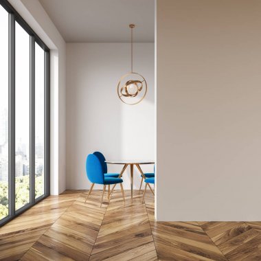 Beyaz yemek odası, mavi sandalye, duvar