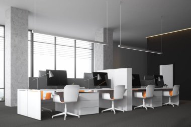 Panoramik açık alan ofis, gri duvarlar yan görünüm