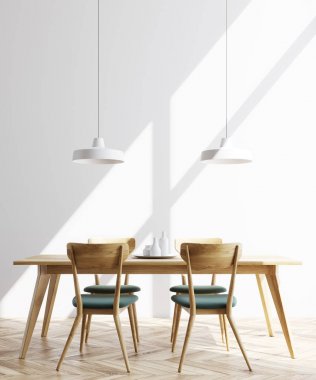 Beyaz yemek odası, ahşap masa