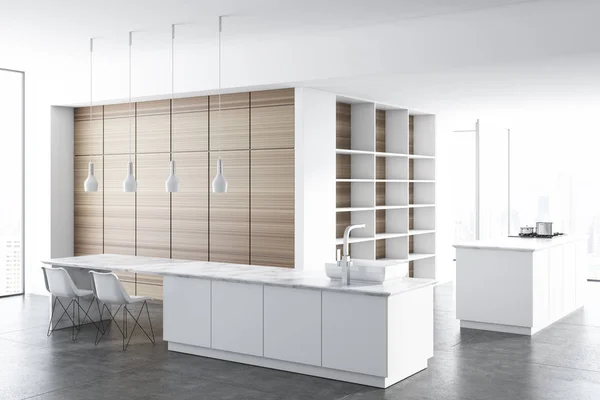 Canto da cozinha branca, armário de madeira — Fotografia de Stock