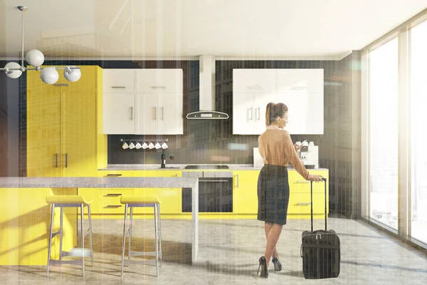 Gri mutfak, sarı sayaçları, tonda tablo