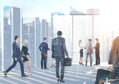 Şirket ofis koridor insanlarda