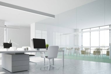 Yeşil zemin açık alan office köşe