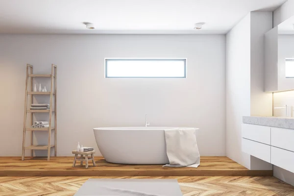 Salle de bain carrelage blanc intérieur, vue latérale — Photo