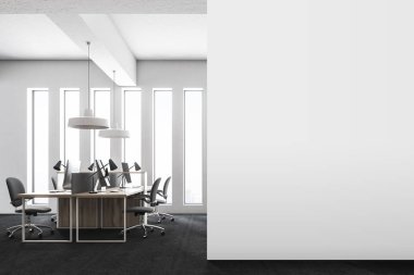 Loft açık alan işyeri yan görünüm kadar sahte